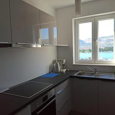 Maria * Trogir