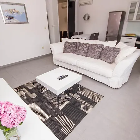 Apartment Maria *