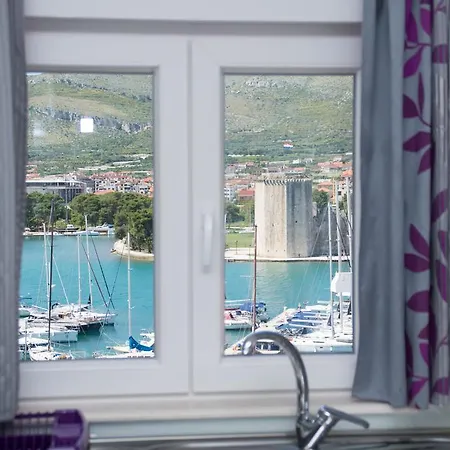 Maria Trogir